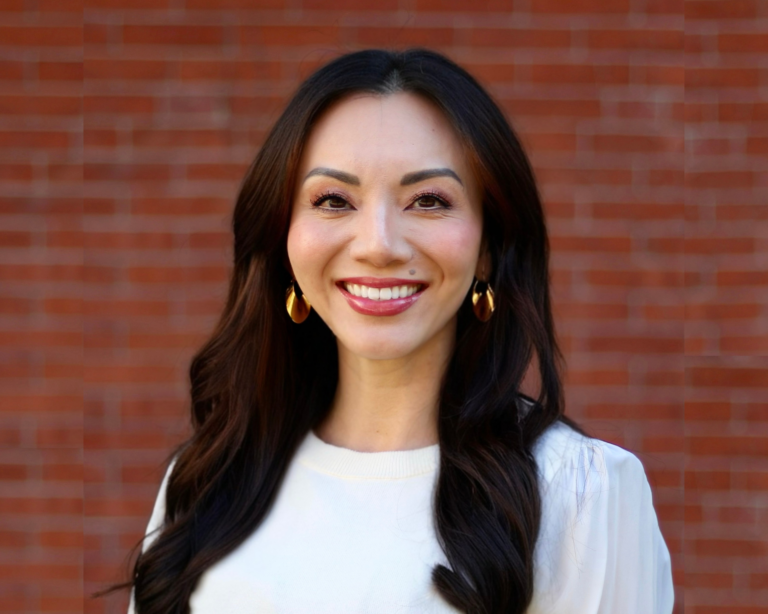Monica Wang headshot