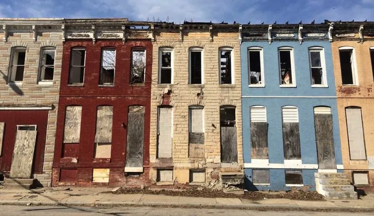 Abandoned rowhouses in Baltimore