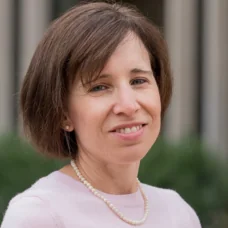 Kim Johnson headshot