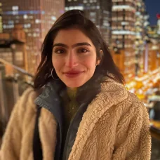 Maedeh Marzoughi headshot