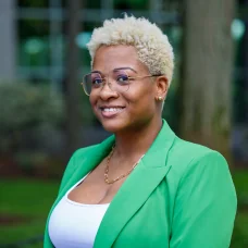 Shayla Nolen headshot