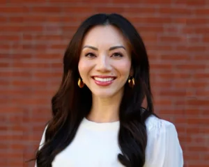 Monica Wang headshot